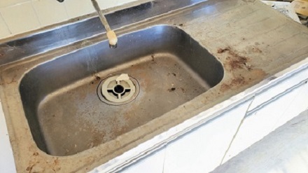 錆びたシンク